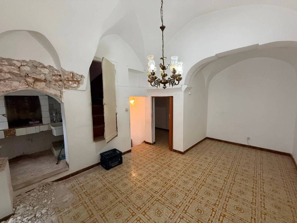 Casa indipendente a Ostuni in Corso Giuseppe Garibaldi - Foto 3