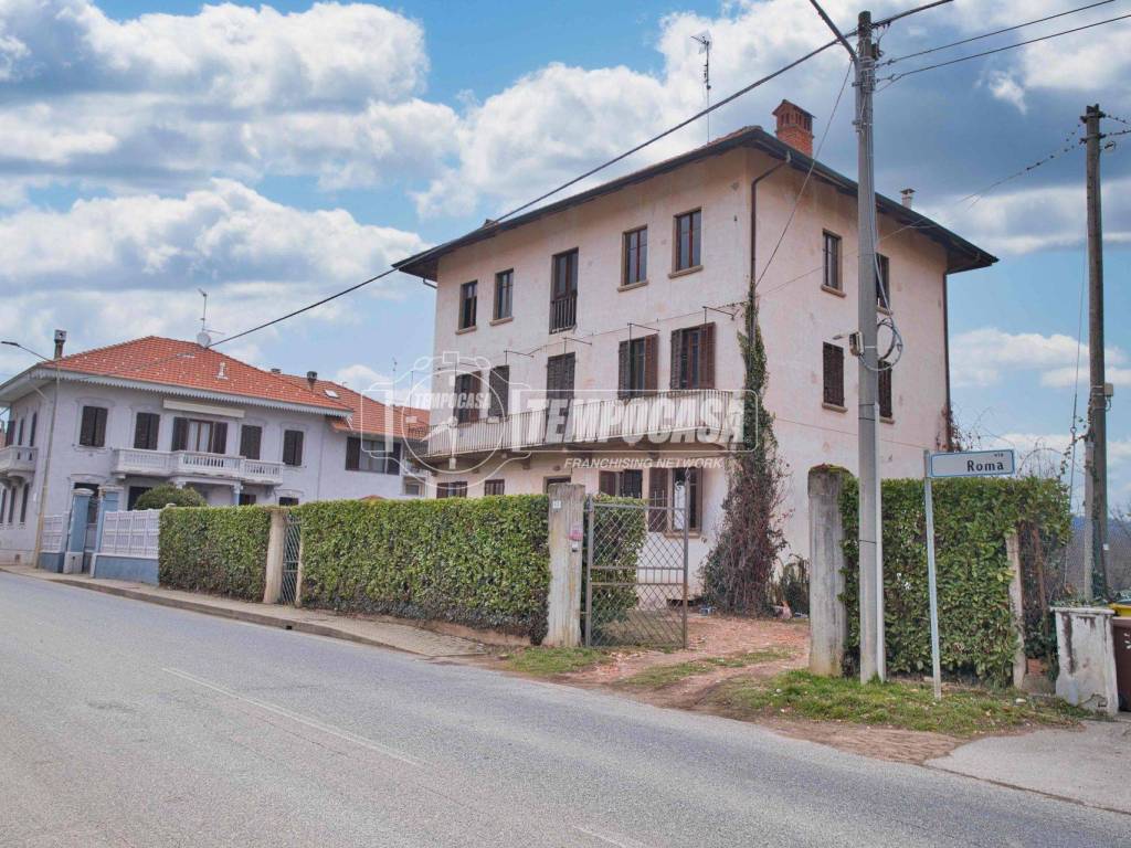 Villa a Lozzolo in Via Roma, 17 - Foto 2