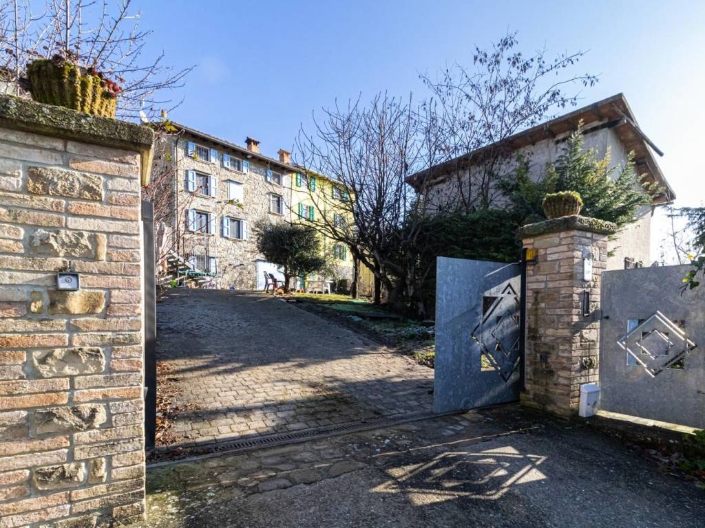 Rustico / casale a Neviano degli arduini in Via Crocile, 18 - Foto 3