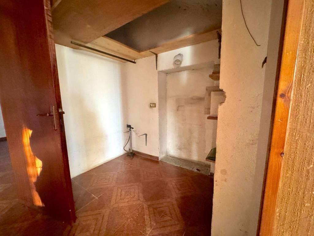 Casa indipendente a Prato in Via delle Lastre - Foto 5