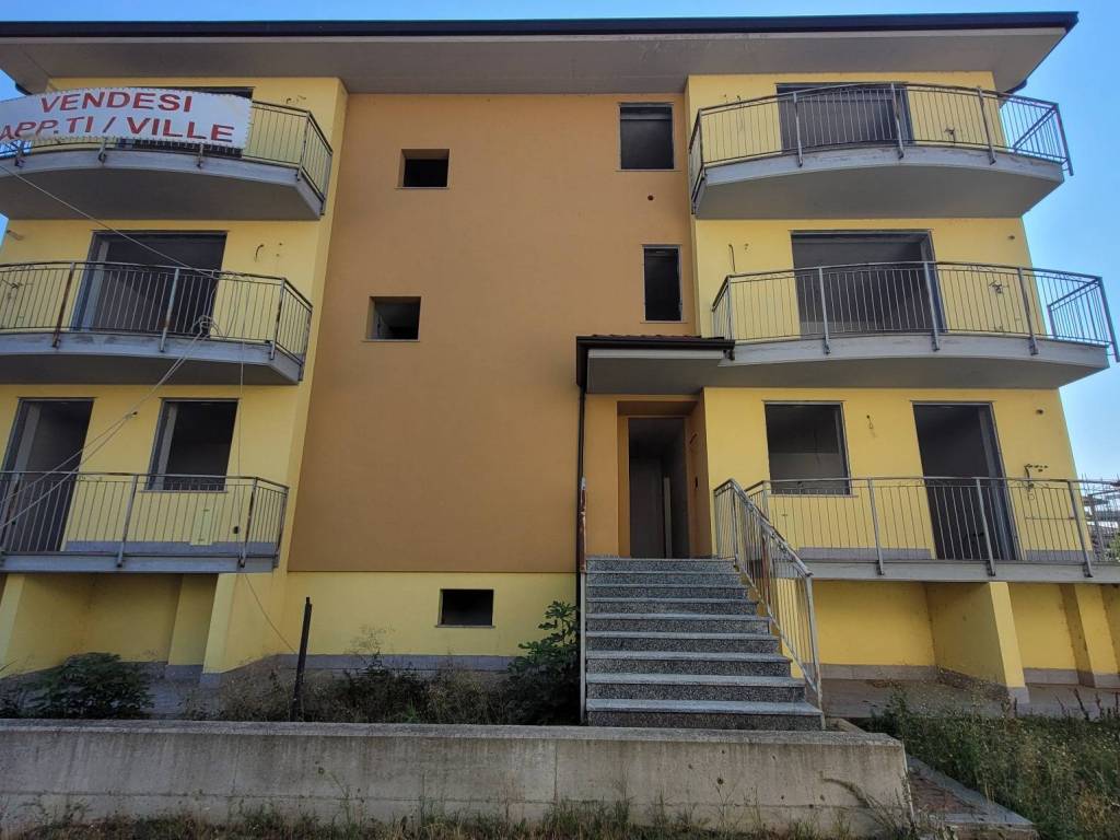 Appartamento a Vellezzo bellini in Via San Bartolomeo Apostolo - Foto 3