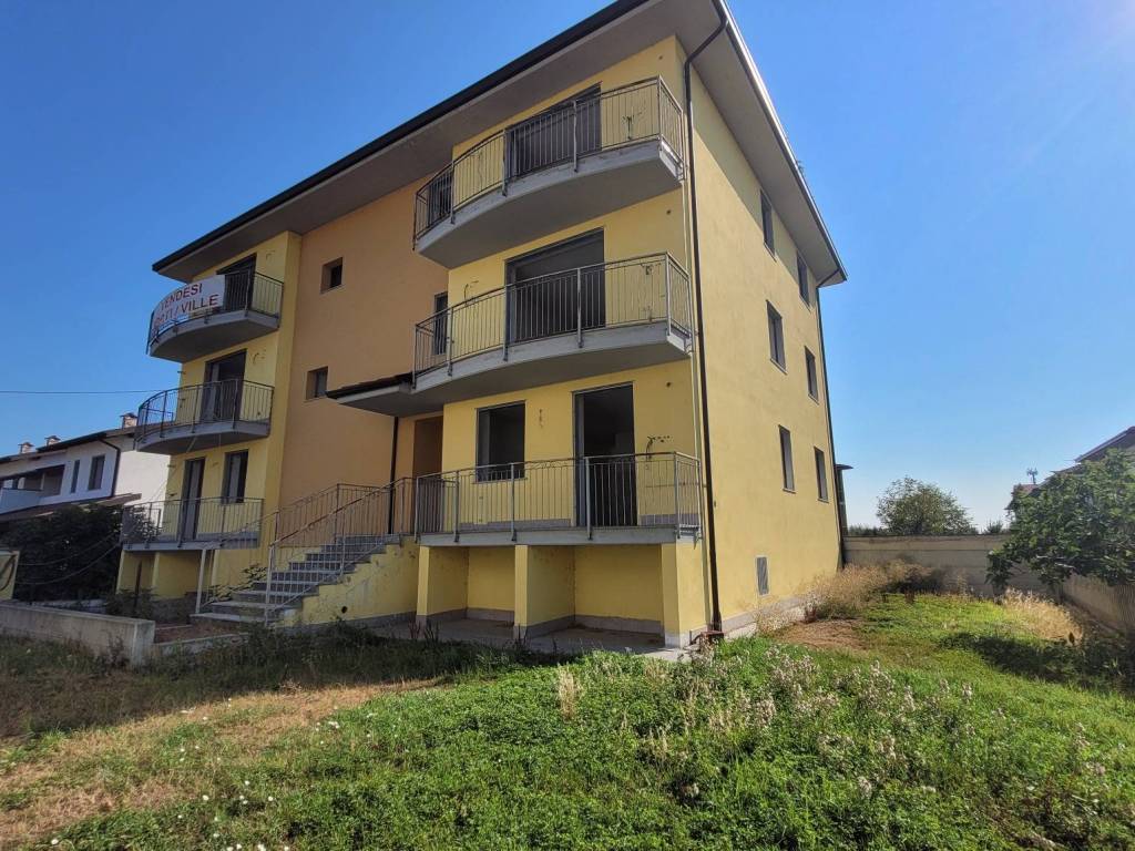 Appartamento a Vellezzo bellini in Via San Bartolomeo Apostolo - Foto 5