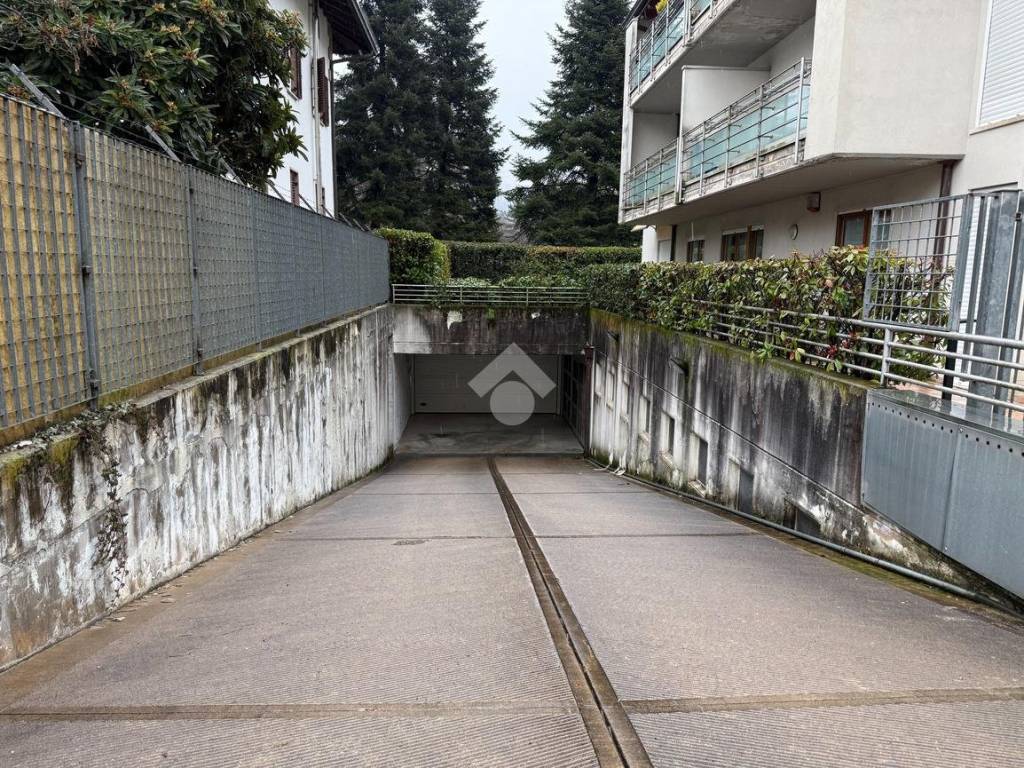 Box / garage a Trento in Via Luigi Einaudi - Foto 2