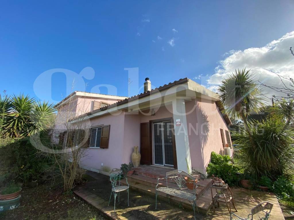Villa a Marino in Seconda Traversa Via Quarto Sant'Antonio, 39 - Foto 2