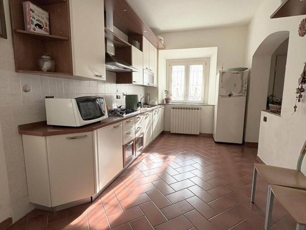 Casa indipendente a Lucca in Via per Carignano, , 55100 - Foto 4