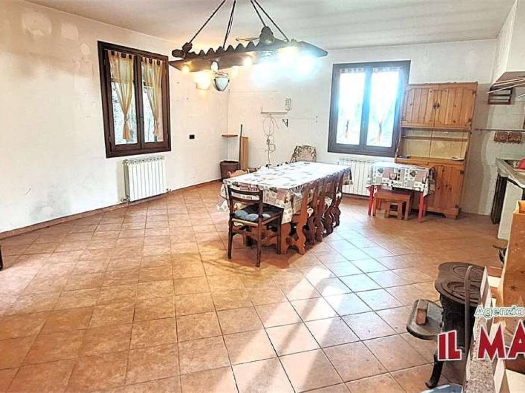 Villa a Ceranesi in Via Calcinara di San Martino - Foto 2