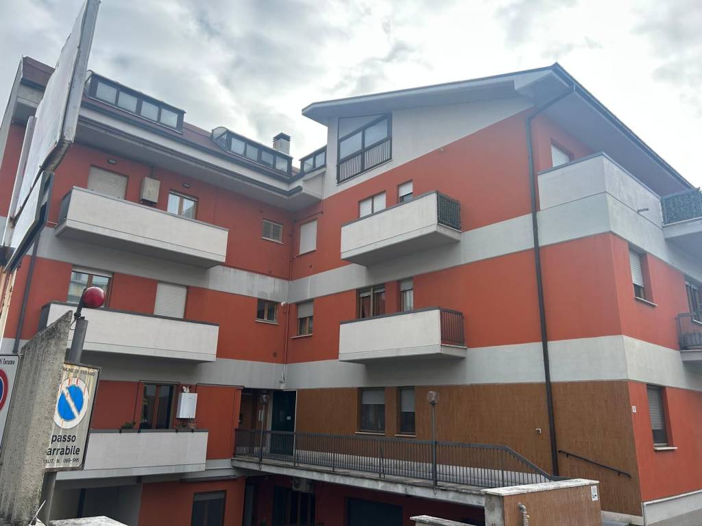 Appartamento a Teramo in Via Cona - Foto 2