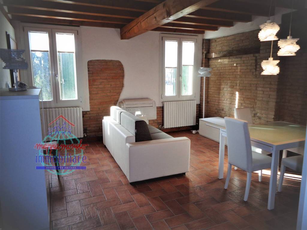 Appartamento a Cento in via di mezzo, 6 - Foto 2