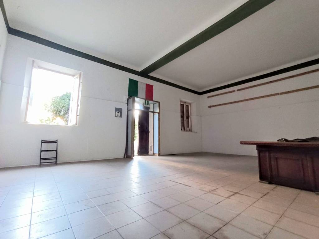 Immobile a Falconara marittima in Piazza Giuseppe Mazzini - Foto 4