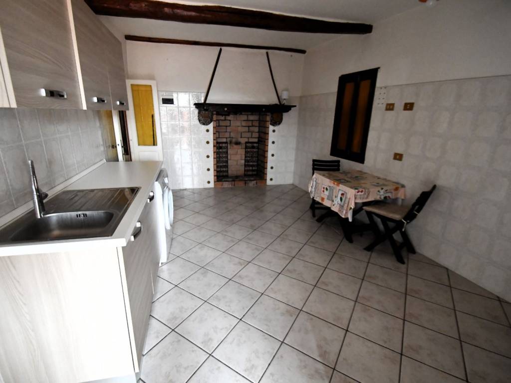 Appartamento a Tolfa in Via dell'Arco - Foto 3