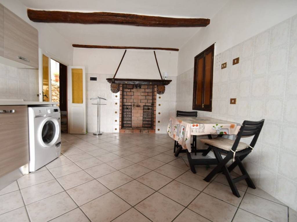 Appartamento a Tolfa in Via dell'Arco - Foto 4