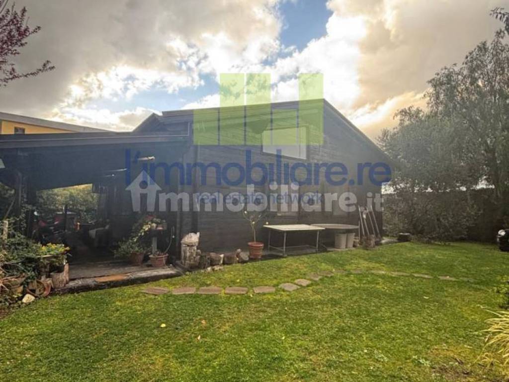 Villa a Mugnano di napoli in Strada Provinciale Mugnano-Melito - Foto 2