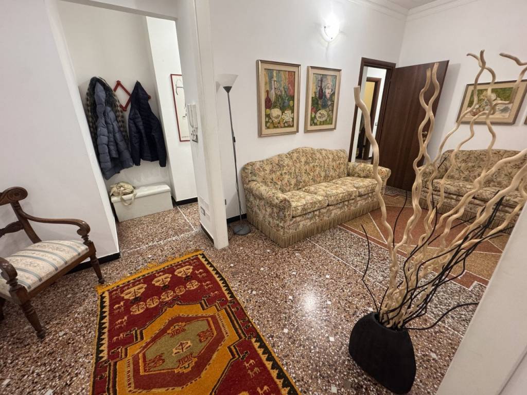 Appartamento a Genova in Via Antonio Cecchi - Foto 3