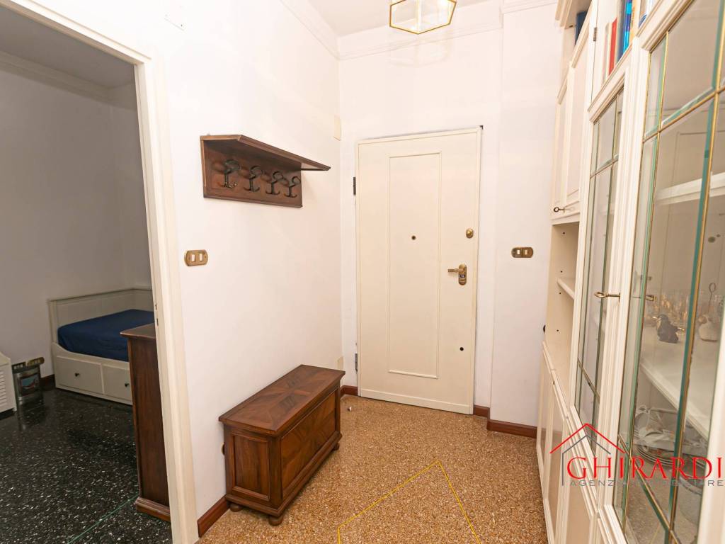 Appartamento a Genova in Via Giacomo Puccini, 19 - Foto 3