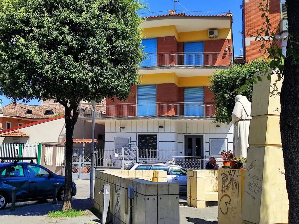 Appartamento a Giugliano in campania in Piazza Antonio Gramsci - Foto 2