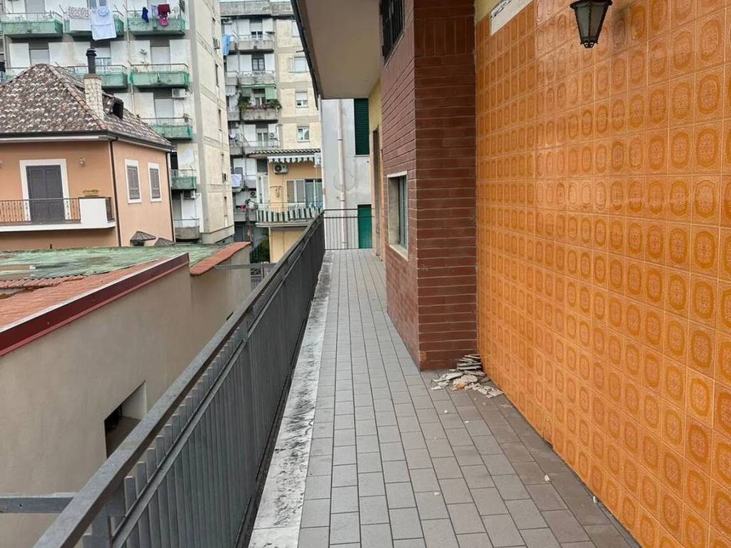Appartamento a Giugliano in campania in Piazza Antonio Gramsci - Foto 5