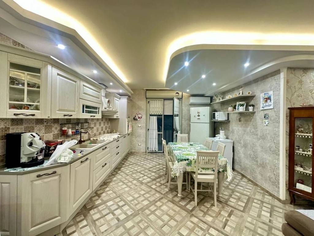 Appartamento a Giugliano in campania in Via Oasi Sacro Cuore - Foto 4