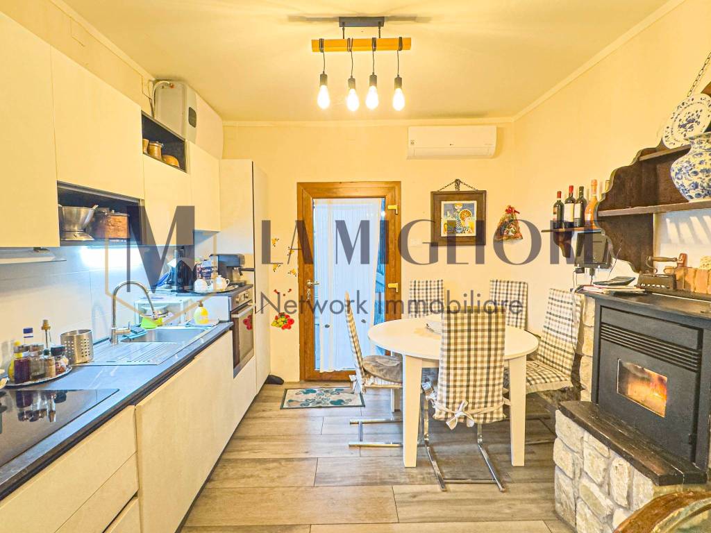 Casa indipendente a Monsummano terme in Via Rubattorno, 532 - Foto 4