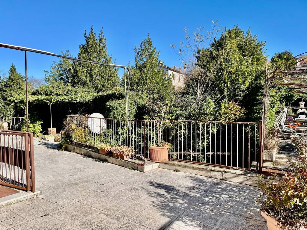 Appartamento a Viterbo in Strada Montagna, 2 - Foto 2