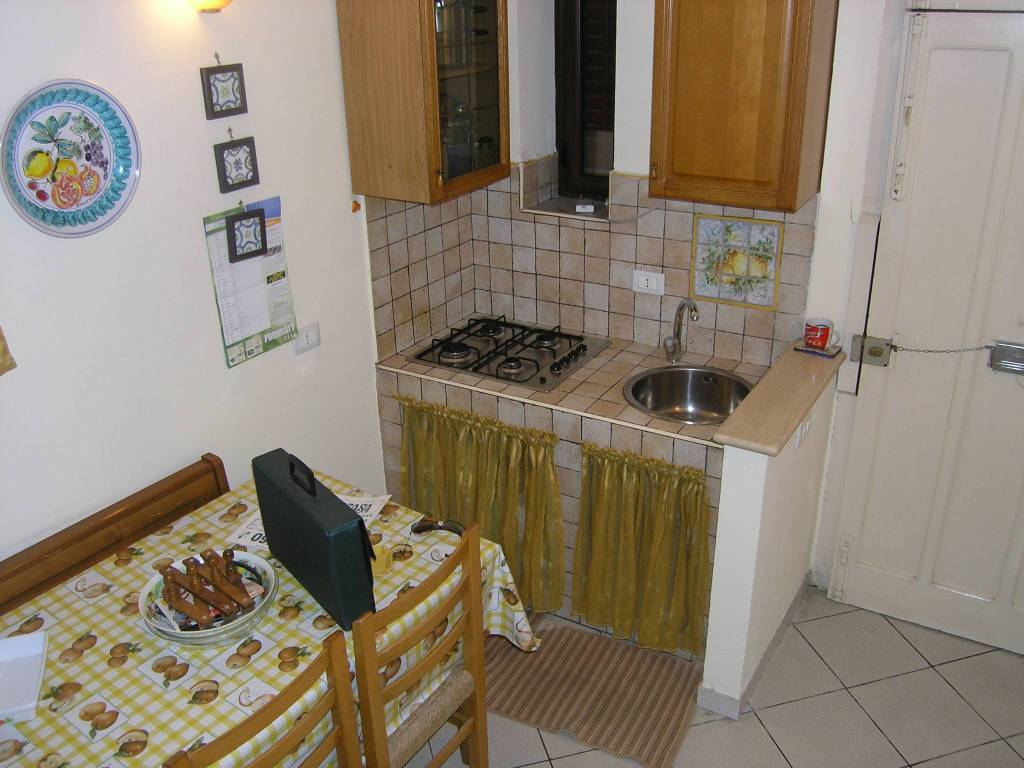 Casa indipendente a Castelbuono in Via Antonio Ficile - Foto 2