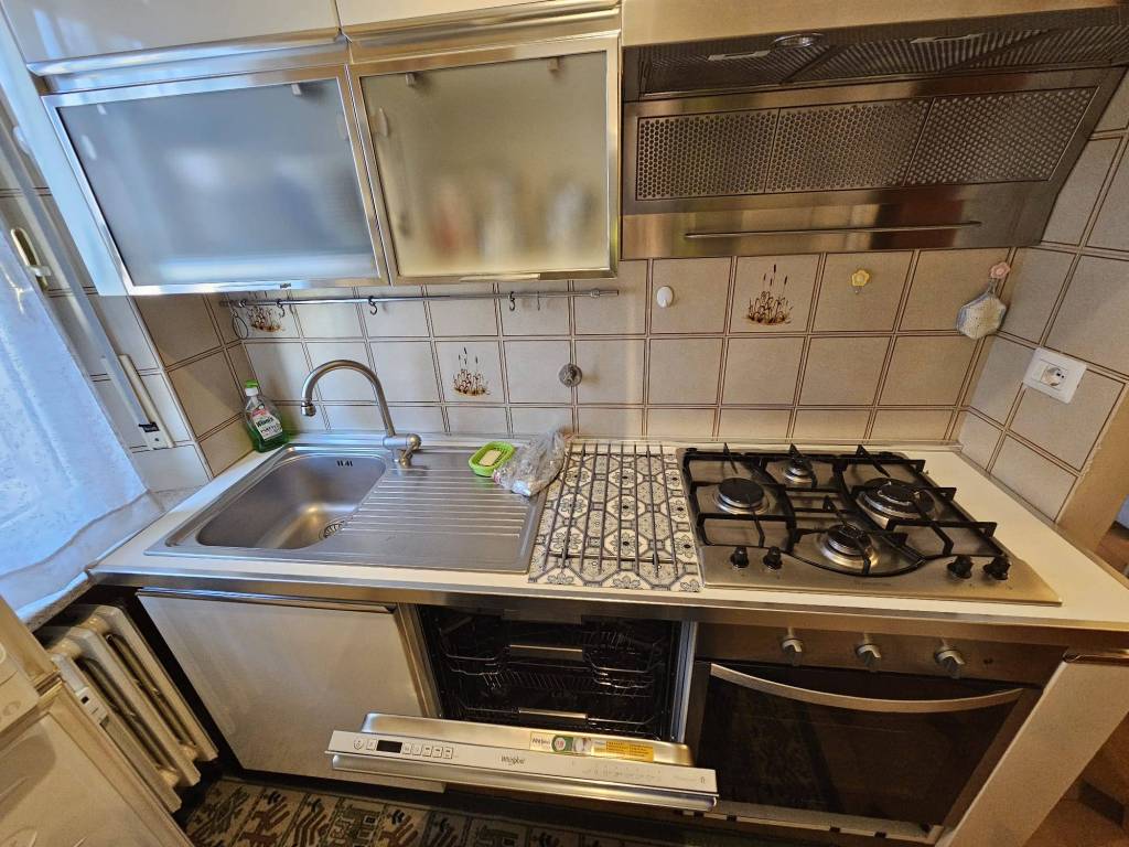 Appartamento a Moncalieri in Via Senatore Pietro Canonica, 8 - Foto 4