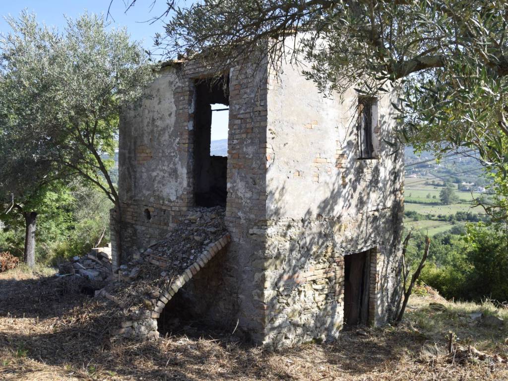 Rustico / casale a Minturno in Via Le Cese - Foto 2