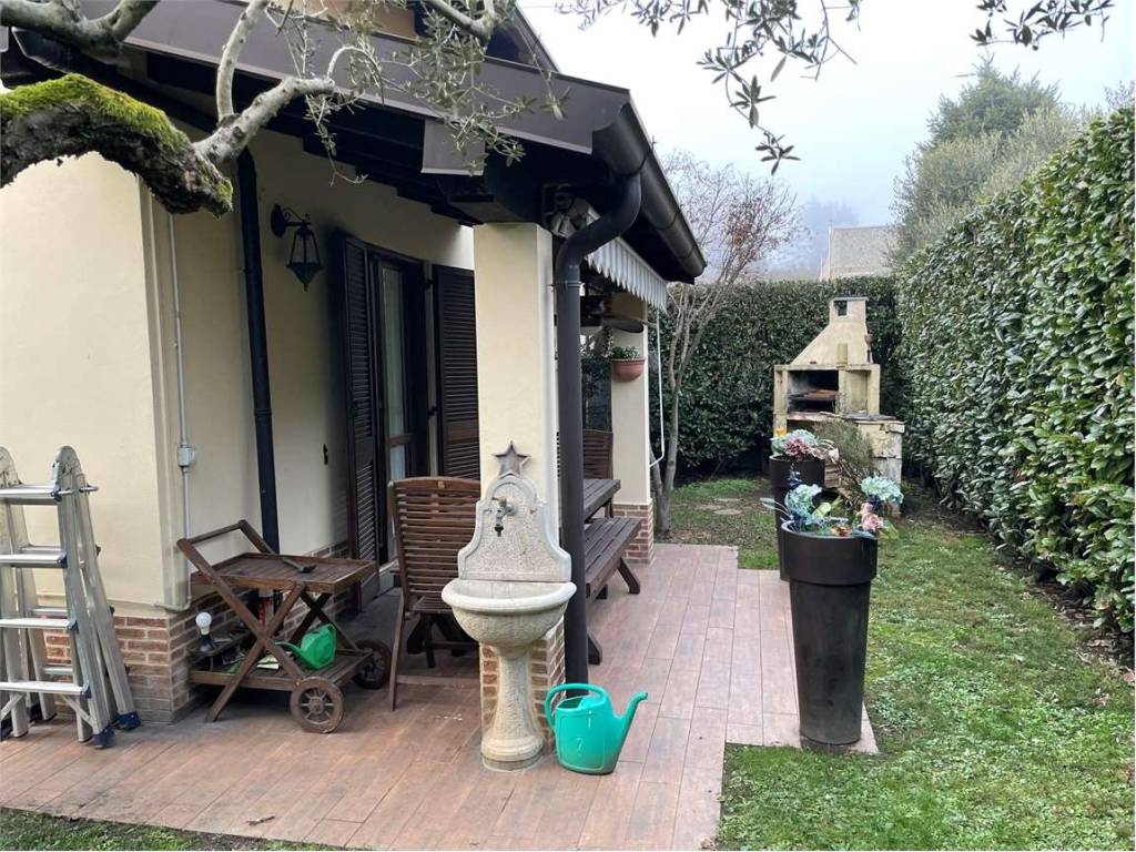 Villa a Arsago seprio in Via Dante Alighieri - Foto 2