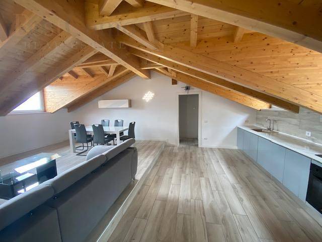 Appartamento a Menaggio in Via Mylius, 11 - Foto 2