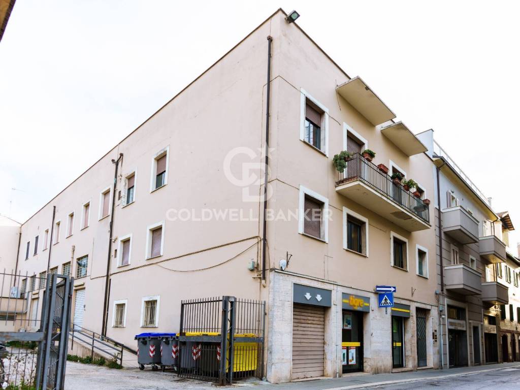 Appartamento a Foligno in Via Gentile da Foligno, 28 - Foto 2