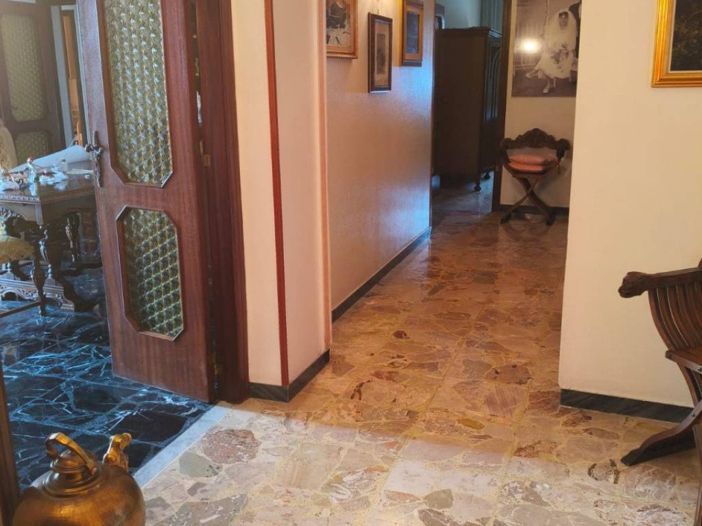 Appartamento a Salerno in Via Capitano Domenico Fiore, 21 - Foto 4