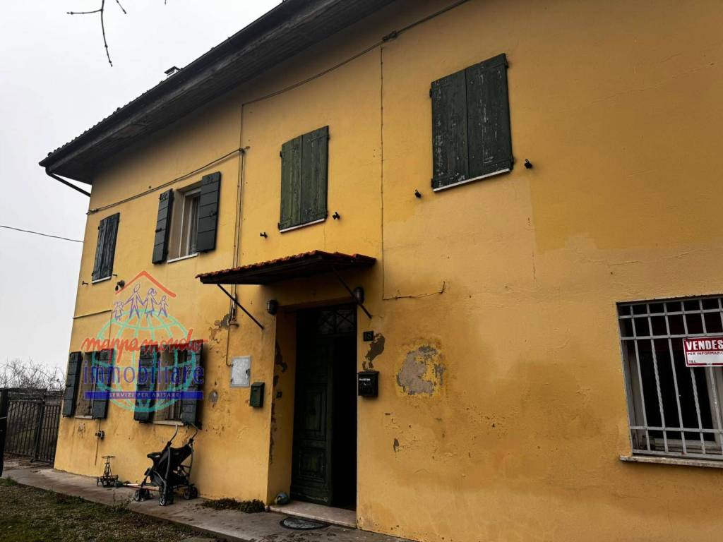 Villa a Cento in VIA GUADORA, 18 - Foto 2