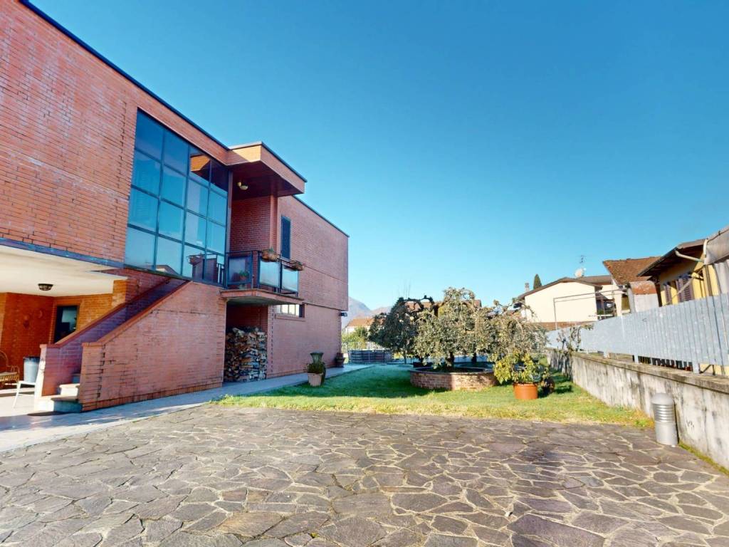 Villa a Coreglia antelminelli in Via di Ghivizzano, 56 - Foto 2