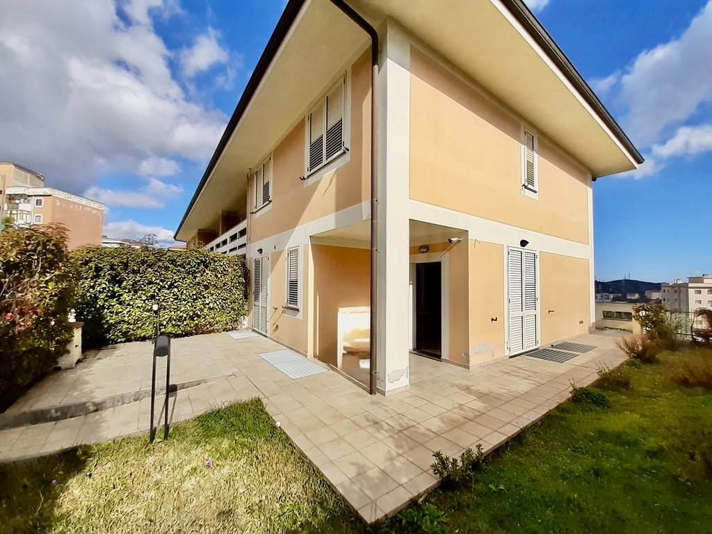 Villa a Catanzaro in Via Paolo Orsi - Foto 2