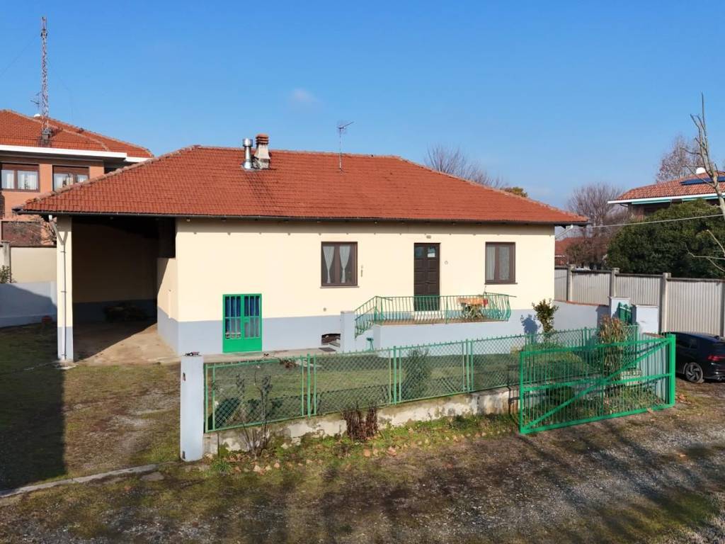 Casa indipendente a Pianezza in Via Druento, 45 - Foto 2