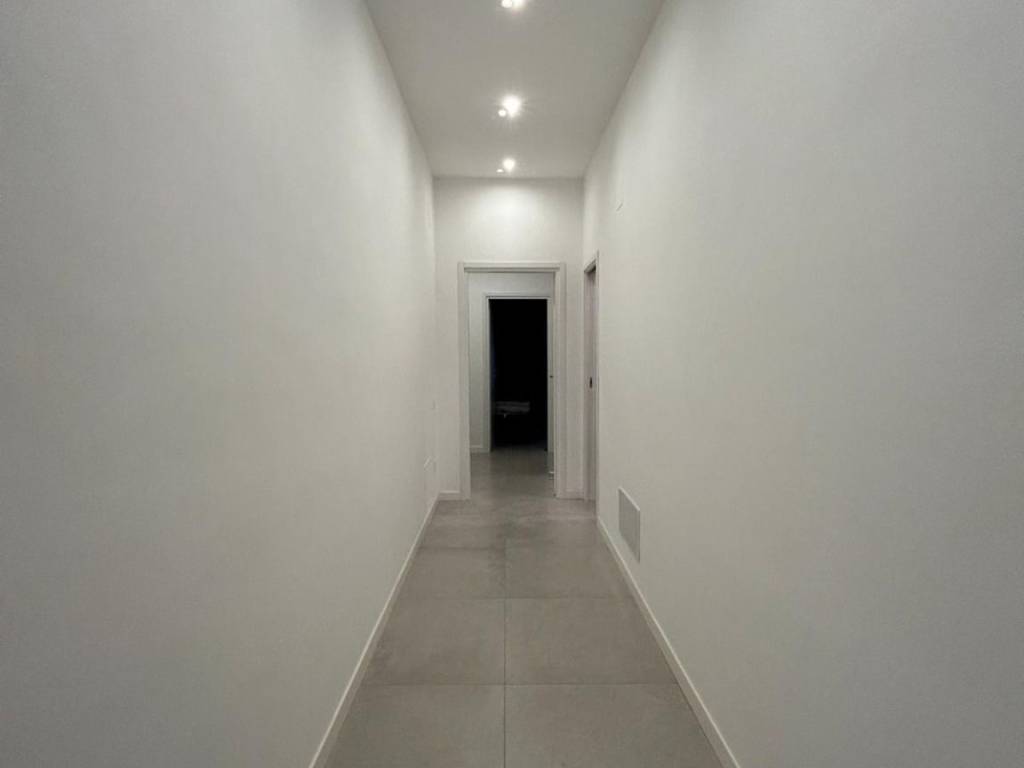 Appartamento a Salerno in Via Giovanni Centola - Foto 4