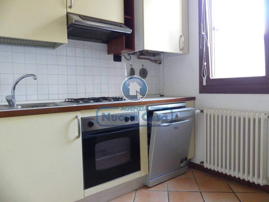 Appartamento a Ravenna in Via Camillo Benso di Cavour, 39 - Foto 3
