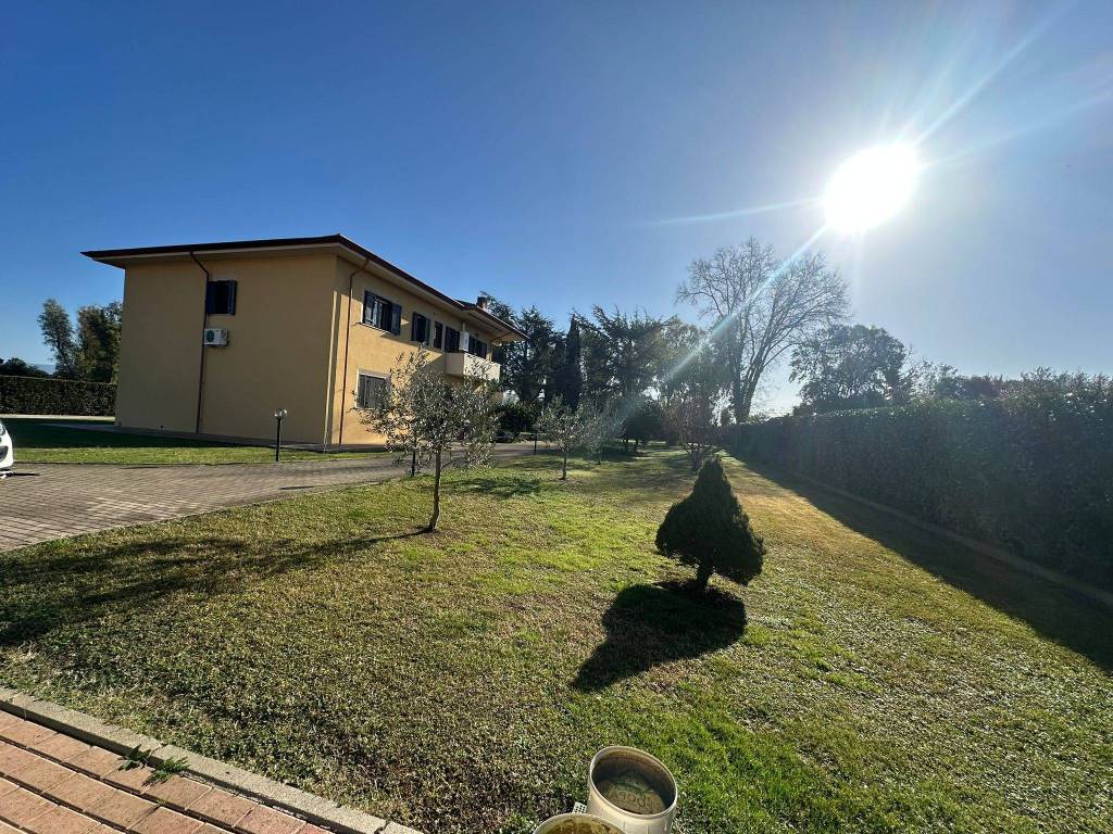 Villa a Pontinia - Foto 5