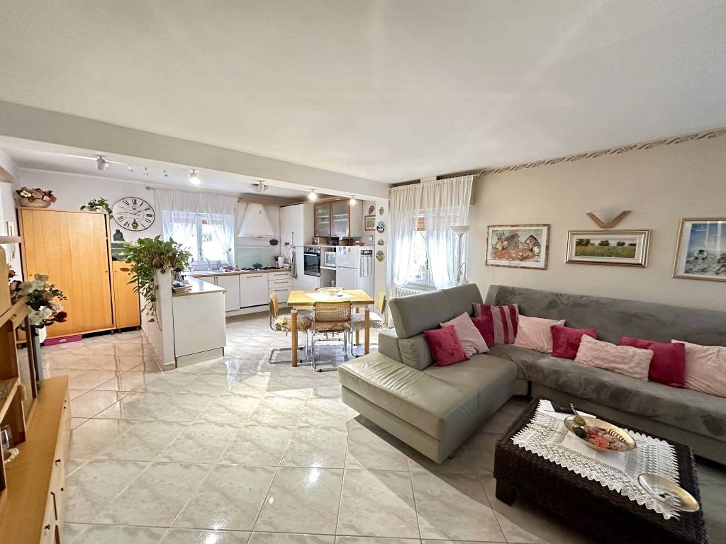 Villa a Pescara in Via Strada Fonte Borea, 32 - Foto 2
