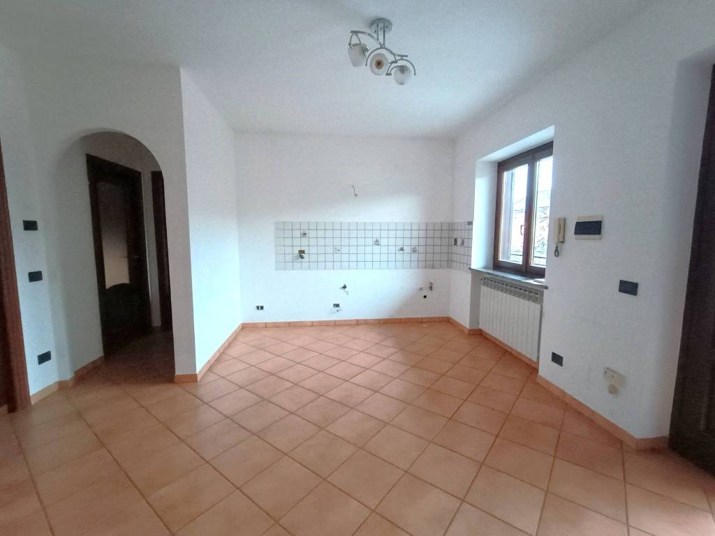 Appartamento a Carmagnola in Via Borghetto, 24 - Foto 2