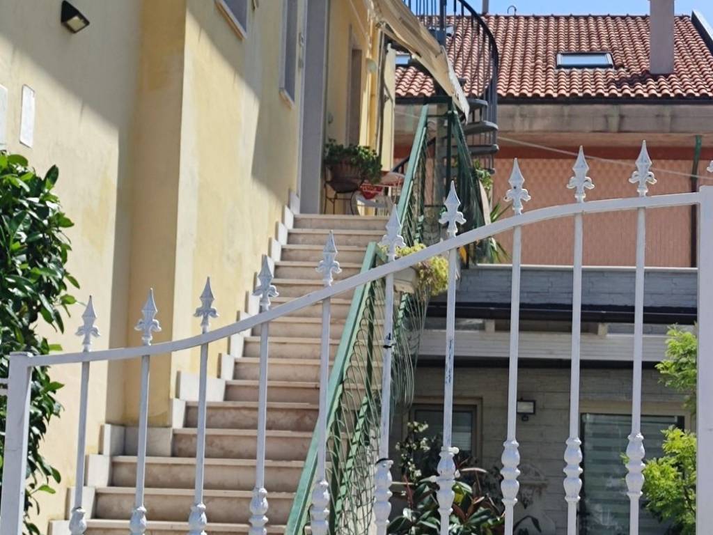 Appartamento a Pescara in Via Sella di Corno, 63 - Foto 5