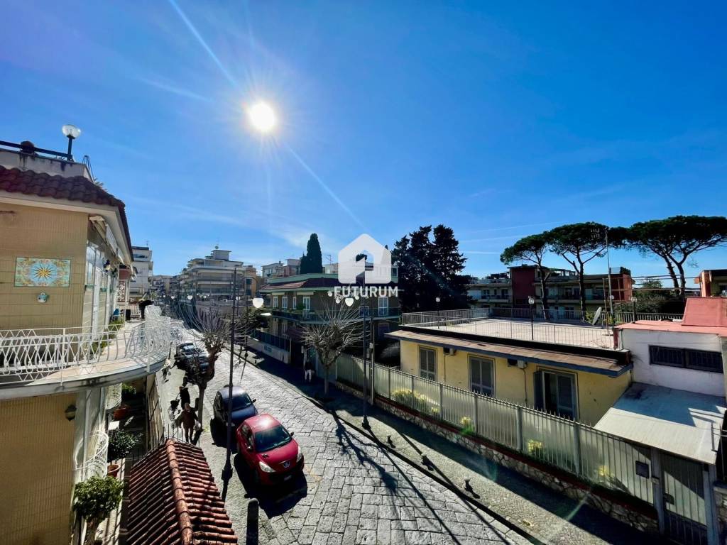 Appartamento a Portici in Via Salvatore Pagliano, 16 - Foto 2