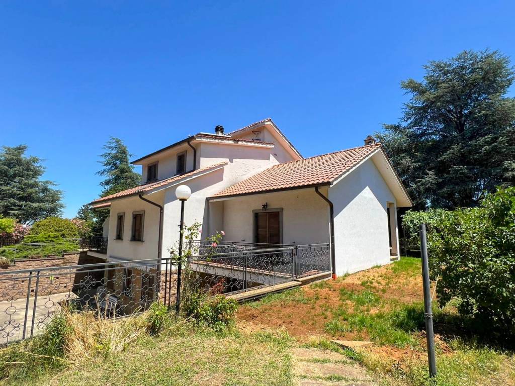 Villa a Viterbo in Strada Acquabianca, 17 - Foto 2