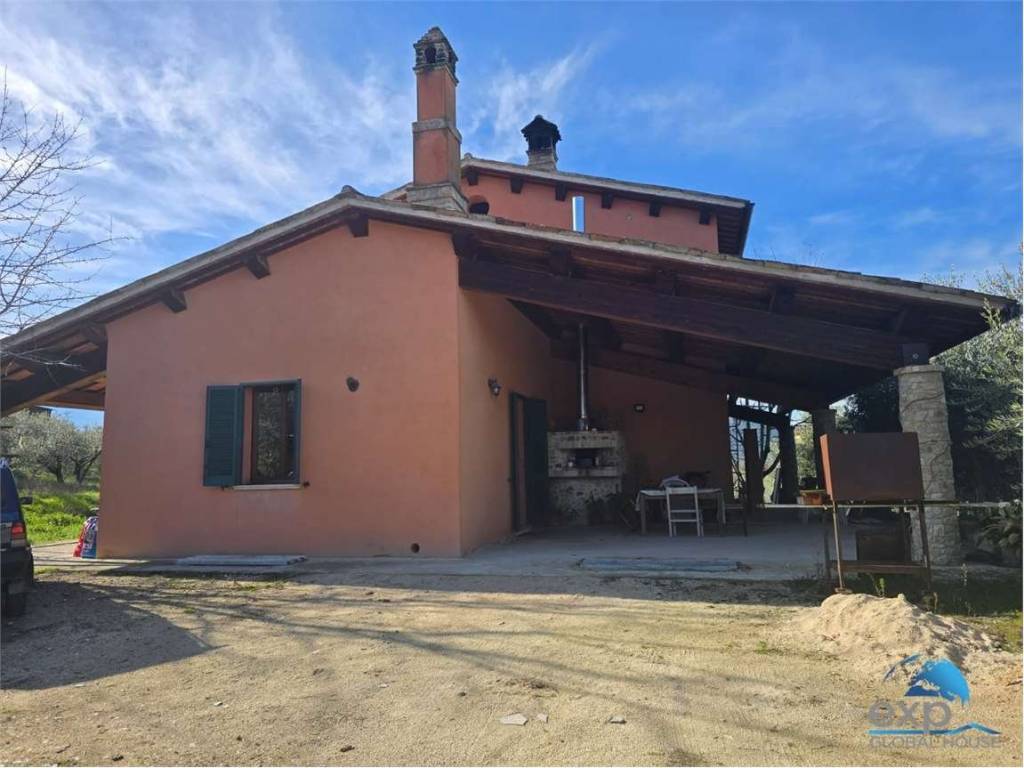Casa indipendente a Castel ritaldi - Foto 4