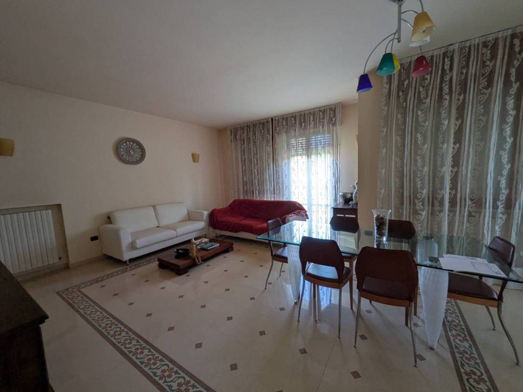 Villa a Pesaro in Via Giuseppe Filippini - Foto 3