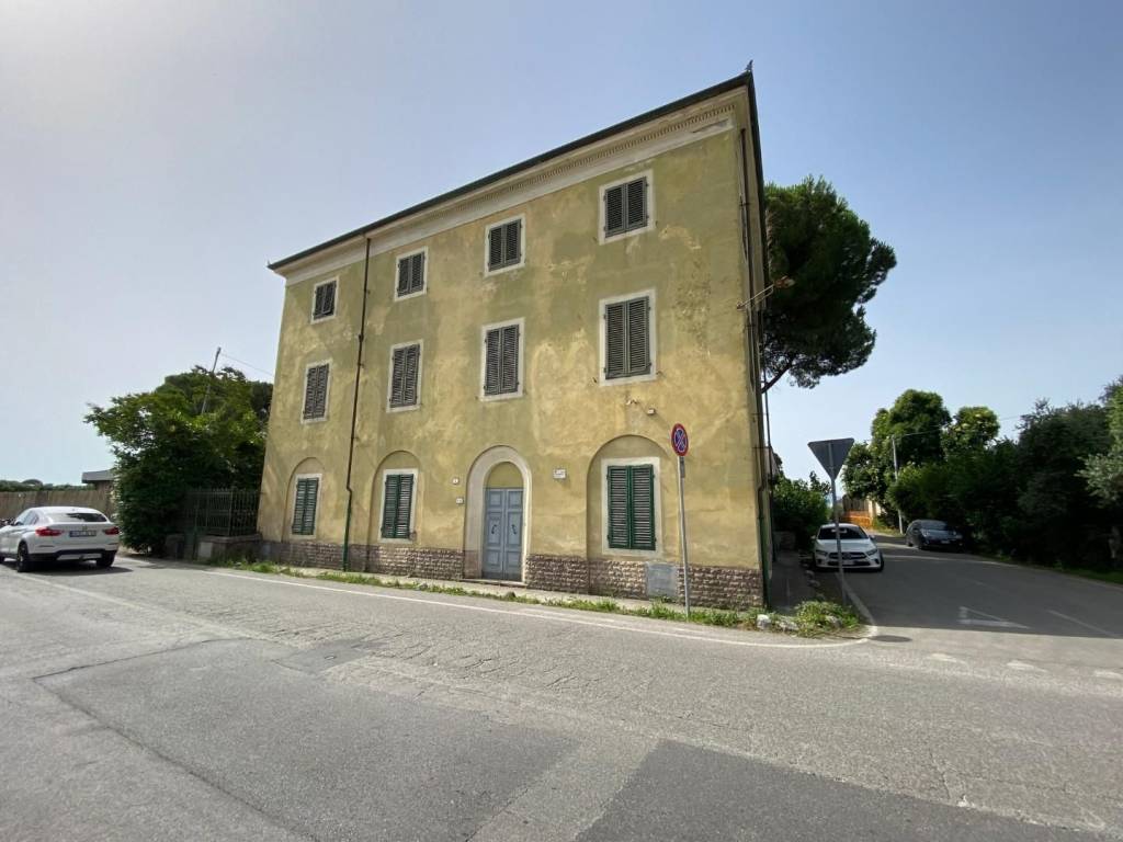 Casa indipendente a Lucca in Via Massagli, , 6 - Foto 2