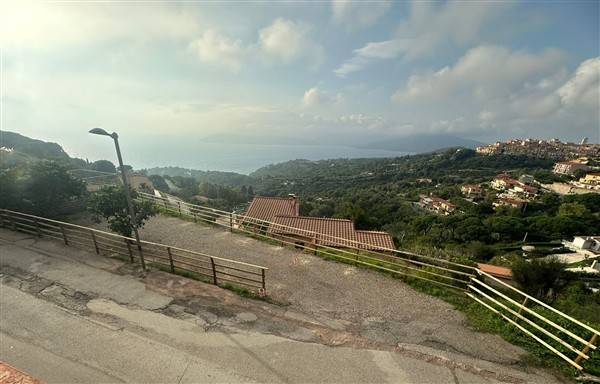 Villa a Capoliveri in Via R. Luperini - Foto 2