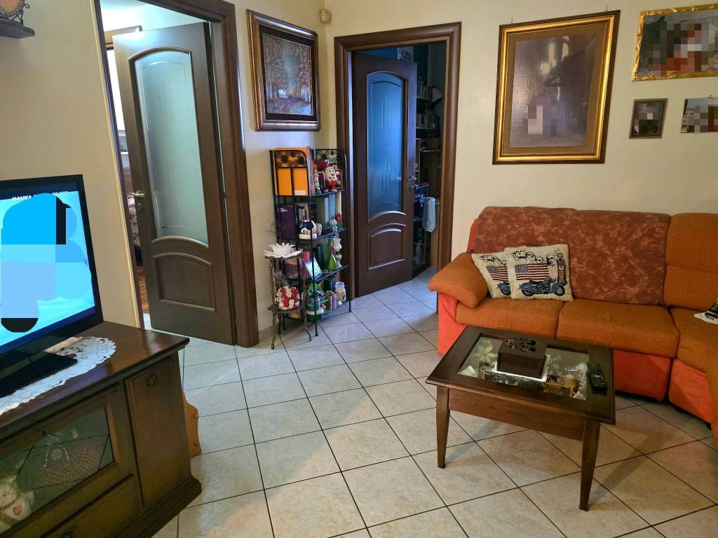 Appartamento a Nichelino in Via 1 Maggio, 27 - Foto 4