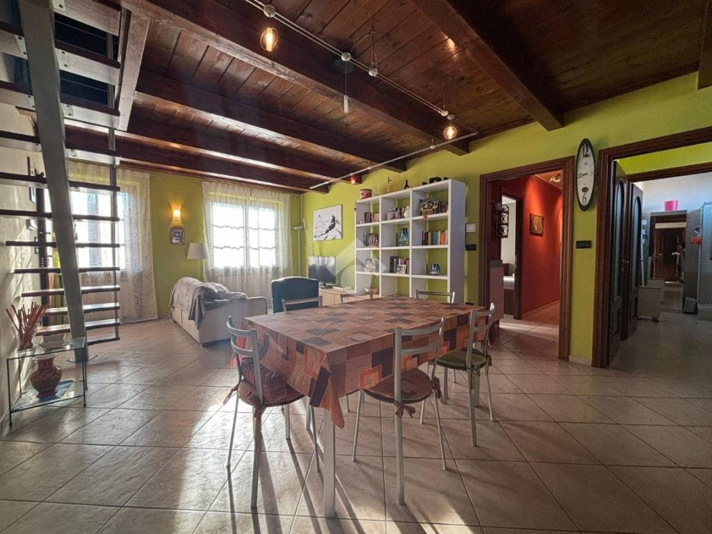 Appartamento a None in Via beccaria, 13 - Foto 2