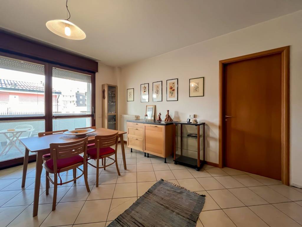 Appartamento a Cantù in Via Torre - Foto 2