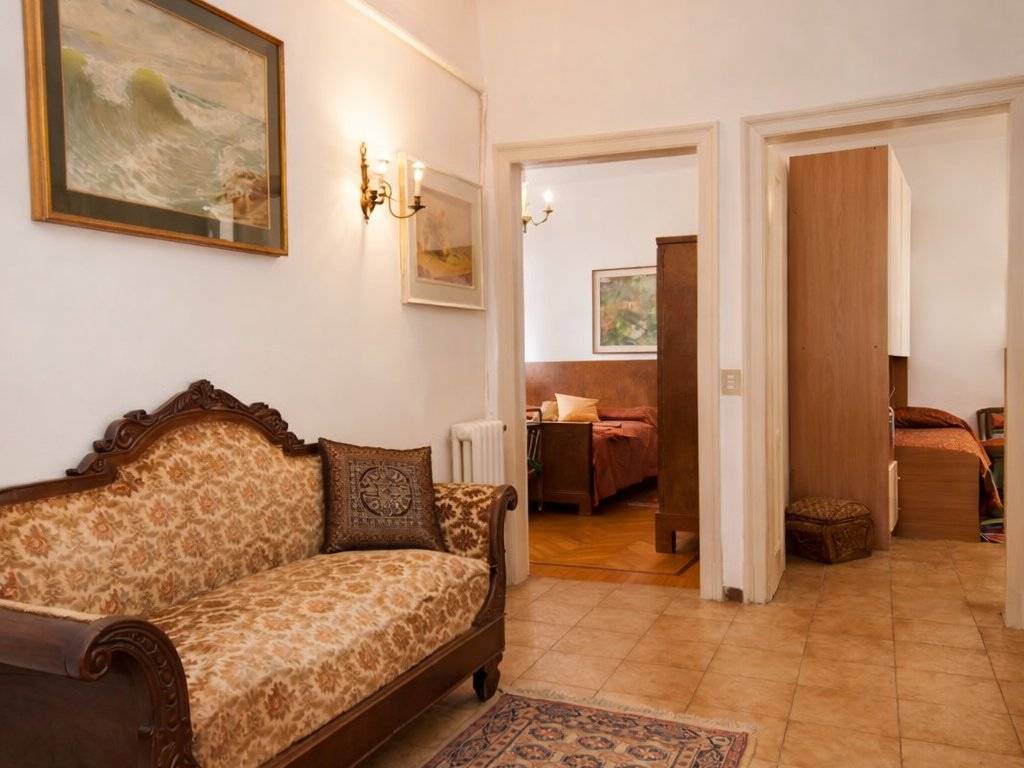 Appartamento a Como in Via Giovanni Bertacchi, 9 - Foto 3